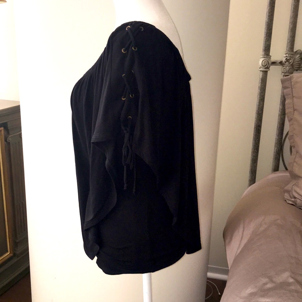 VaVa by Joy Han Off-the-Shoulder Top - Picture 9 of 16